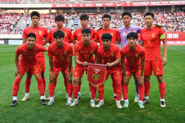 天创网  国足主帅报名刚截止，足协转头与越南签约，内容曝光被指太困难